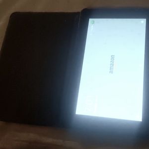 Old school Amazon tablet!!!!